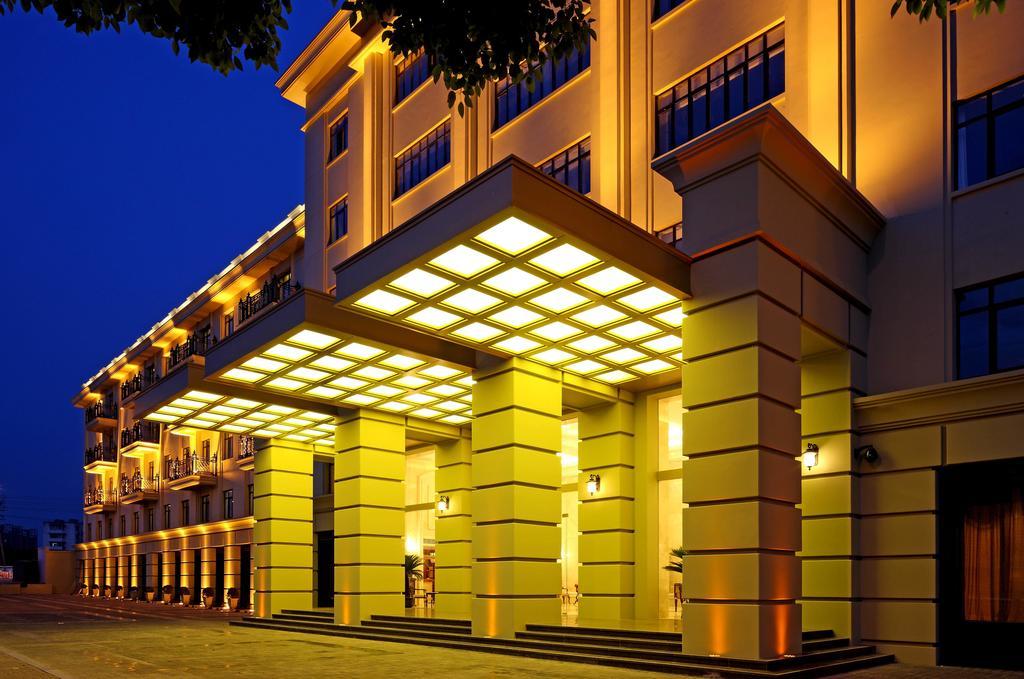 Alton Hotel Wuhu Exterior foto